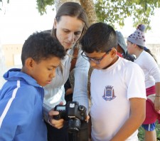Alunos de escolas municipais de Suzano-SP participam de oficina com fotógrafos profissionais