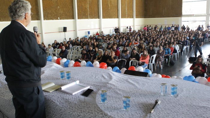 Prefeitura de Suzano-SP confirma para agosto distribuição de kits escolares coletivos