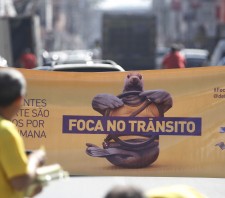 Prefeitura e Detran realizam quarta etapa da “blitz educativa” da campanha “Foca no Trânsito”