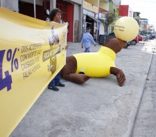 Prefeitura de Suzano-SP promove blitz educativa do programa “Foca no Trânsito” no Miguel Badra Baixo