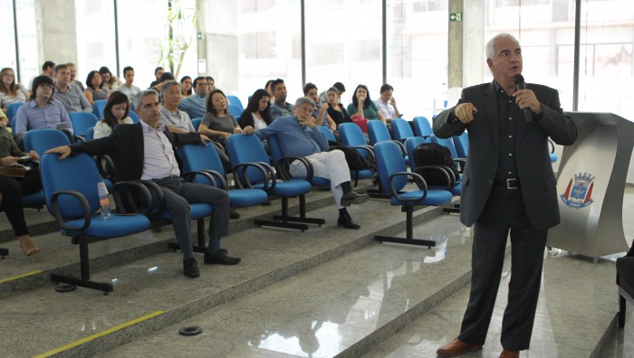 Suzano-SP promove seminário internacional sobre desafios e propostas para a política urbana