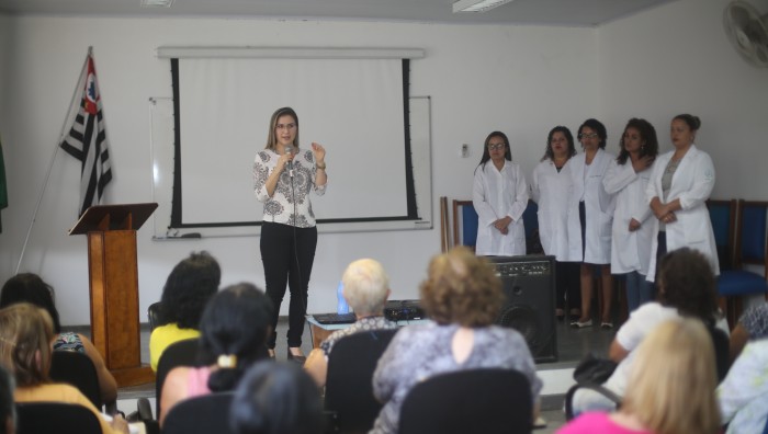 Centro de Convivência da Melhor Idade promove a palestra “Sarcopenia – a perda de massa muscular”