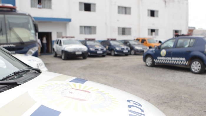Agentes da GCM de Suzano-SP detém traficante com quase 100 “pinos” de crack no Jardim Lincoln