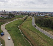 Prefeito busca novos recursos para conclusão da Marginal do Una