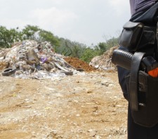 Prefeitura de Suzano embarga aterro clandestino em Palmeiras