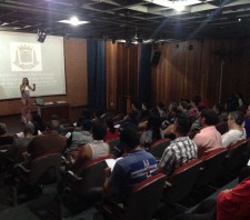 Curso para comércio de alimentos atrai cerca de cem pessoas