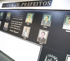 Galeria de Prefeitos é inaugurada no Paço Municipal