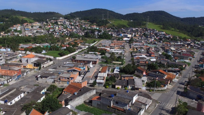 Prefeitura de Suzano acompanha ampliação da rede de esgoto em Palmeiras