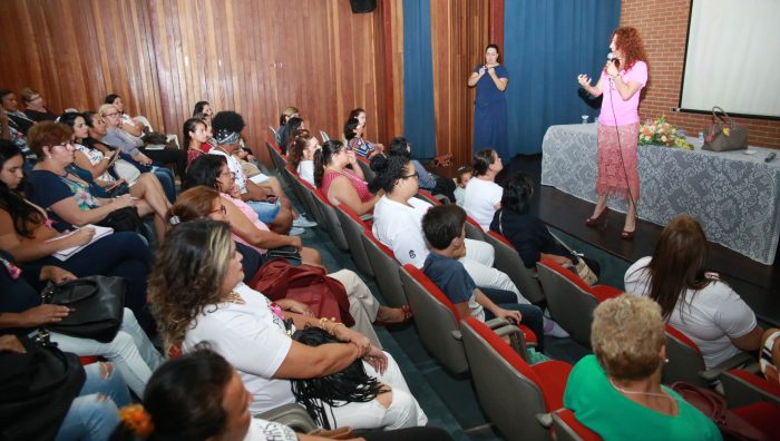 Curso Promotoras Legais Populares encerra primeiro mês de atividade