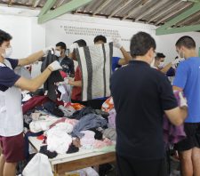 Fundo Social faz triagem de peças e dá início ao Bazar Solidário