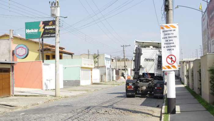 Duas vias de Suzano sofrem alteração no trânsito a partir desta terça-feira