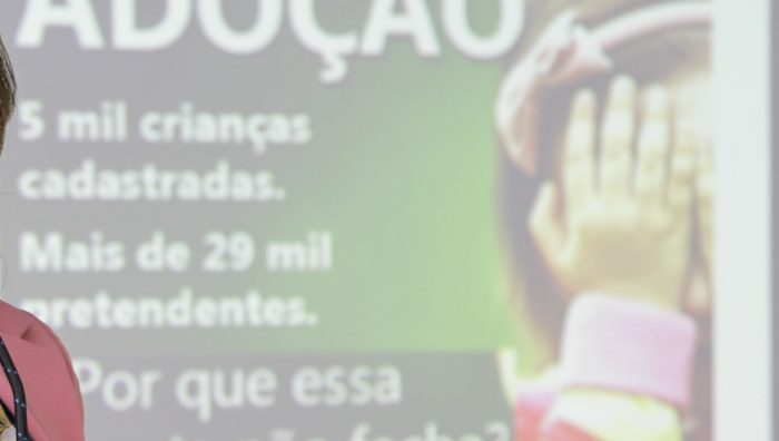 Roda de conversa no Saspe debate sobre adoção