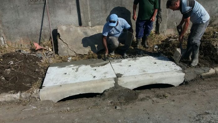 Prefeitura de Suzano realiza limpeza de bocas-de-lobo e promove retirada de entulho