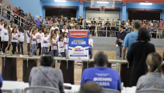 Prefeitura de Suzano anuncia 3 mil novas vagas para natação e hidroginástica