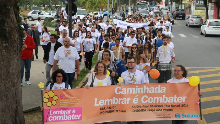 Caminhada divulga importância do combate ao abuso sexual de crianças e adolescentes