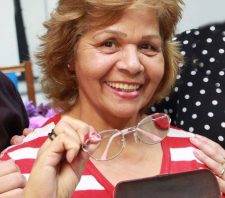 Programa Boa Visão começa entrega de 2,1 mil óculos para melhor idade