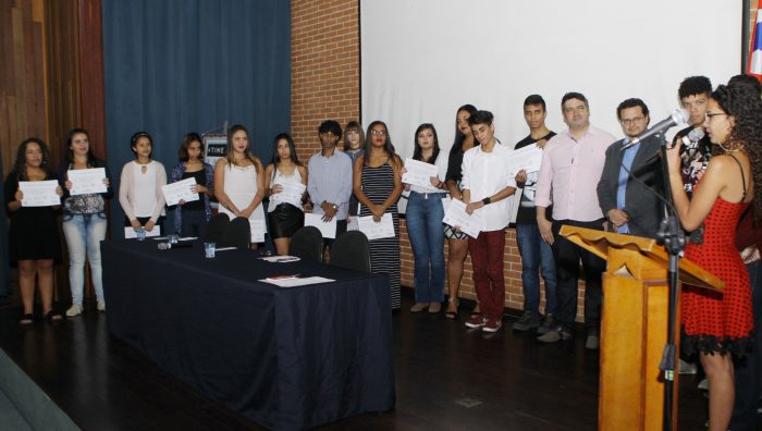 Seis turmas do Time do Emprego têm início em Suzano