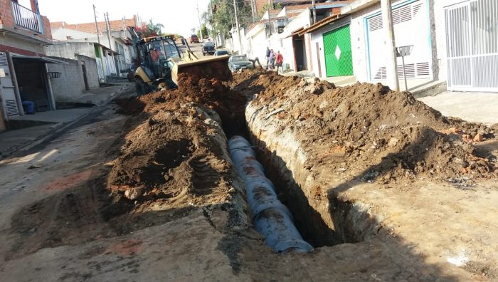 Jardim Santa Inês ganha nova tubulação de águas pluviais