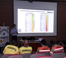 Encontro regional debate ações para redução de mortes no trânsito
