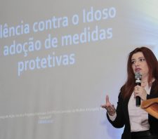 Promotoras Legais recebem palestras sobre direitos e deveres durante mês de junho