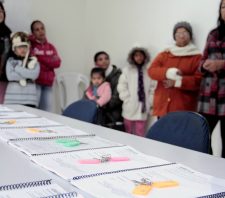 Mais famílias recebem chaves de apartamentos no Jardim Fernandes
