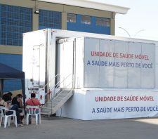Carreta realiza cem exames de ultrassom por dia no Parque Max Feffer