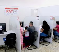 Agendamento para solicitar Seguro Desemprego agora pode ser feito por telefone