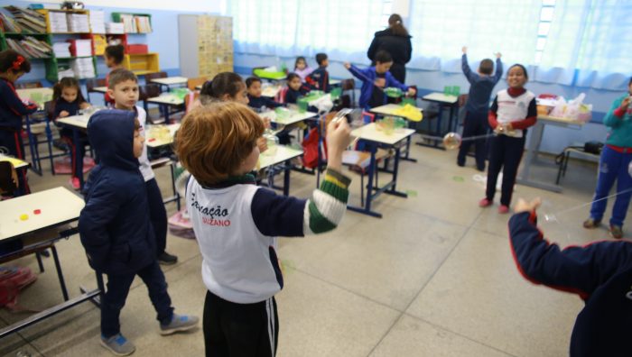 Mais de mil alunos participam de oficina sobre conscientização ambiental