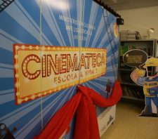 Projeto leva cinema e literatura à escola municipal de Palmeiras