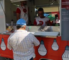 Suzanenses podem trocar lâmpadas de maior consumo por LED