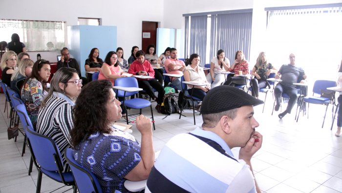 Educadores recebem capacitação para o projeto Boa Energia nas Escolas