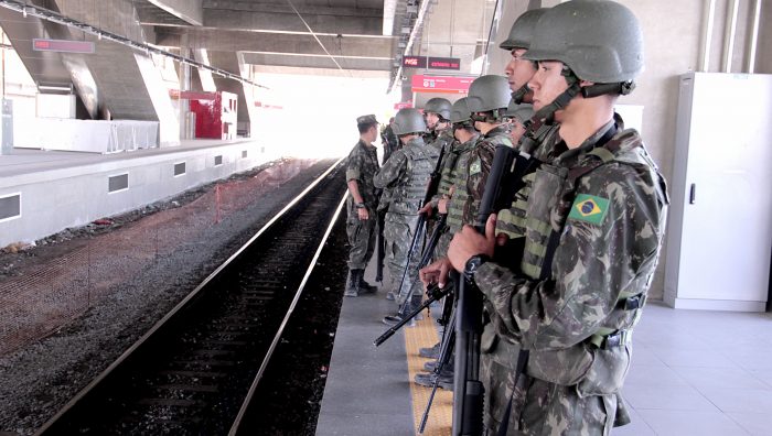 Prefeitura de Suzano e Exército promovem ação social na Praça João Pessoa