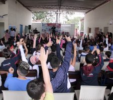 Escolas recebem atividades sobre prevenção de acidentes e incêndios