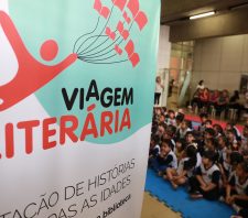Mais de 160 alunos participam do Viagem Literária em Suzano