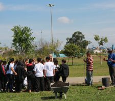 Viveiro Municipal recebe visita de 150 alunos