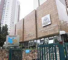 Prefeito de Suzano se reúne com Cetesb por melhorias no Miguel Badra e em Palmeiras