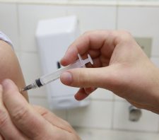 Suzano faz campanha nas escolas para estimular vacinação contra HPV