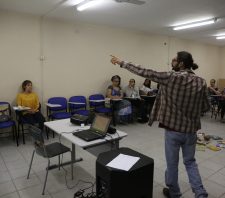 Educação oferece formação para 2 mil profissionais da rede municipal