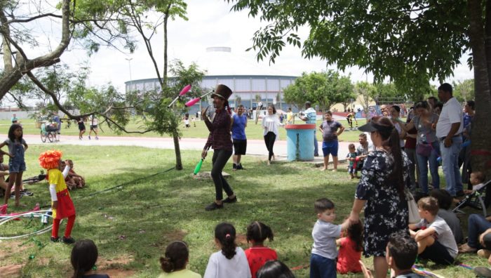 Comemoração do Dia das Crianças atrai mais de 10 mil pessoas ao Parque Max Feffer