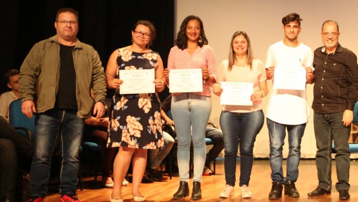 Saspe realiza entrega de certificados para 152 alunos