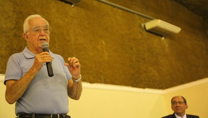 Palestra com especialista reúne mais de 500 educadores em Suzano