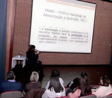 Semana da Agricultura Orgânica e Familiar é aberta com palestras