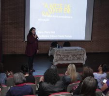 Direitos humanos e metodologias psicoterapeutas são temas do Curso Promotoras Legais