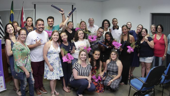 Saspe forma 1ª turma de curso para surdos sobre criação de sites