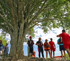 Defesa Civil de Suzano recebe treinamento do Corpo de Bombeiros na Lagoa Azul