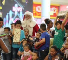 Fundo Social de Suzano entrega mais de 3,5 mil presentes