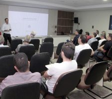 Prefeitura de Suzano abre canal com comércio para requalificação do centro