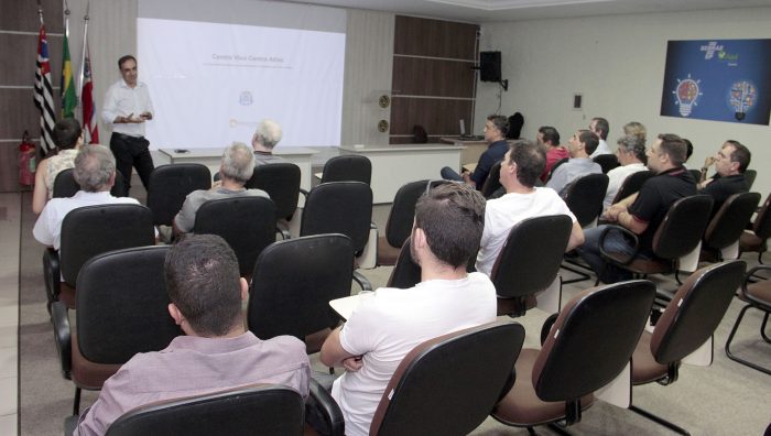 Prefeitura de Suzano abre canal com comércio para requalificação do centro