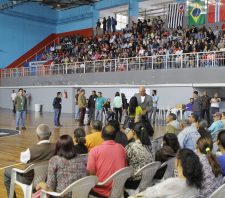 Mais de 900 famílias são beneficiadas com moradias desde o ano passado