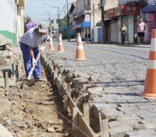 Rua Turmalina começa a receber serviços de revitalização